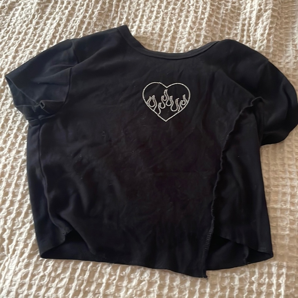 Garage black tshirt with bedazzled heart decal
